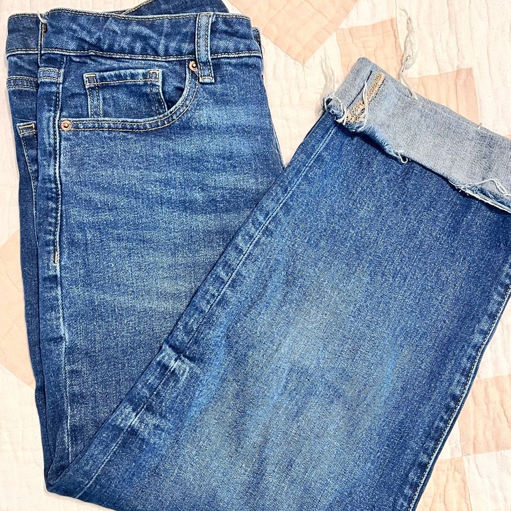 Old Navy Medium Wash Ankle Jeans